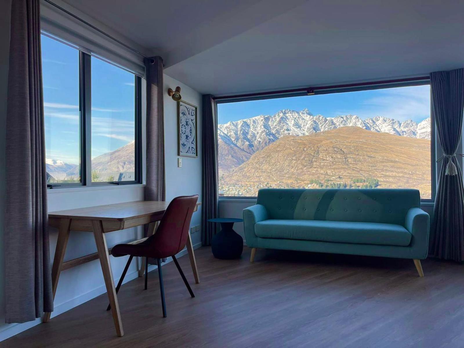 Ming'S Lakeside Goldleaf Suites Квинстаун Экстерьер фото