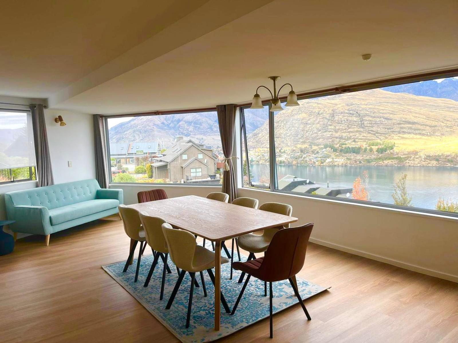 Ming'S Lakeside Goldleaf Suites Квинстаун Экстерьер фото